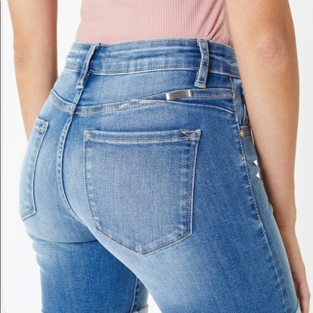 KanCan Mid-Rise Bermuda Shorts KC8614M